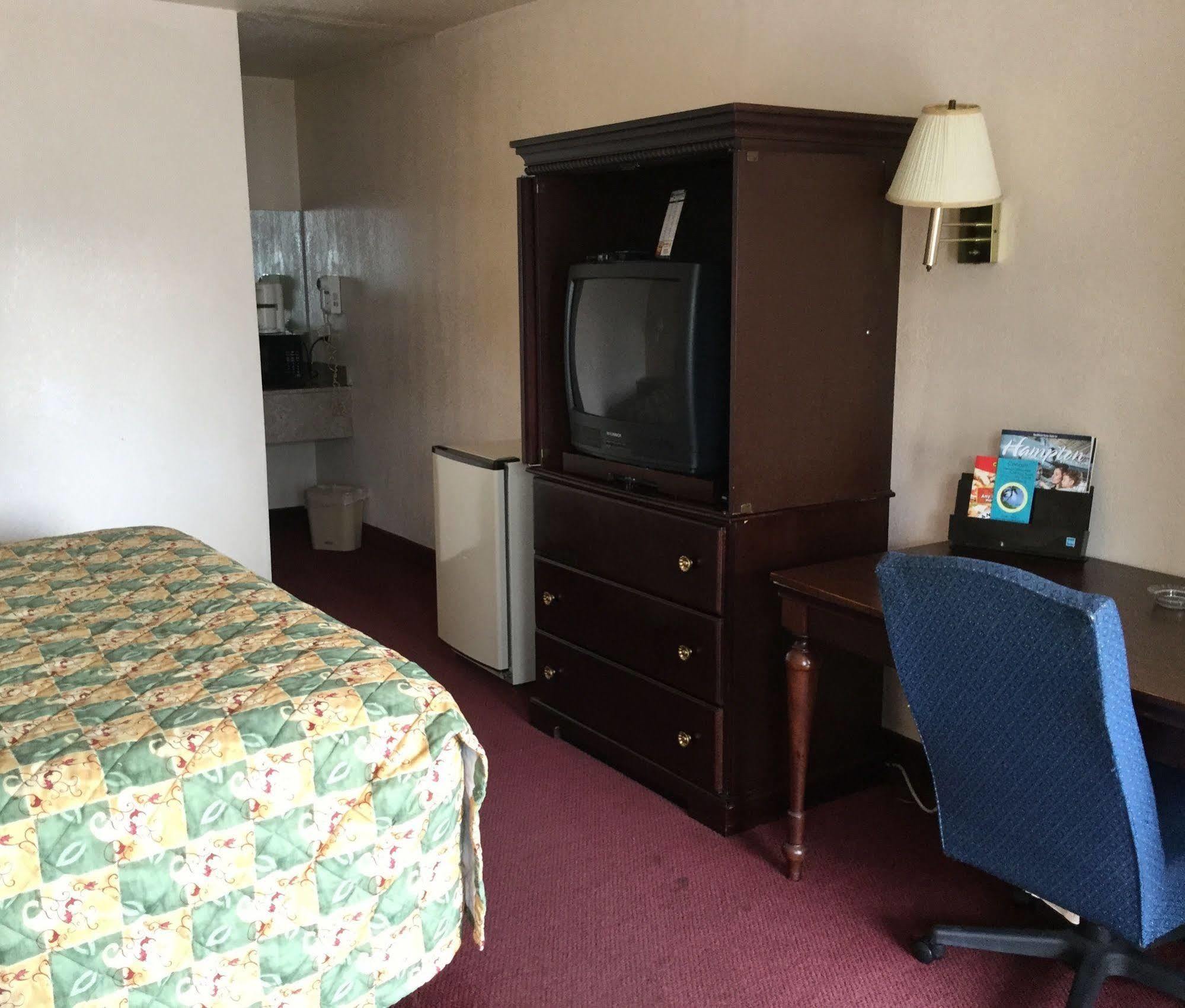 Belmont Inn And Suites Hampton Luaran gambar